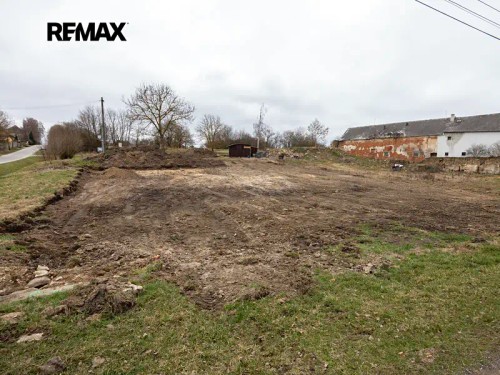 Prodej stavebního pozemku 1401 m²