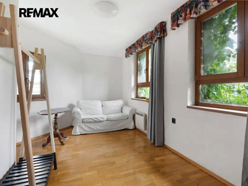 Prodej domu 500 m², pozemek 2240 m²