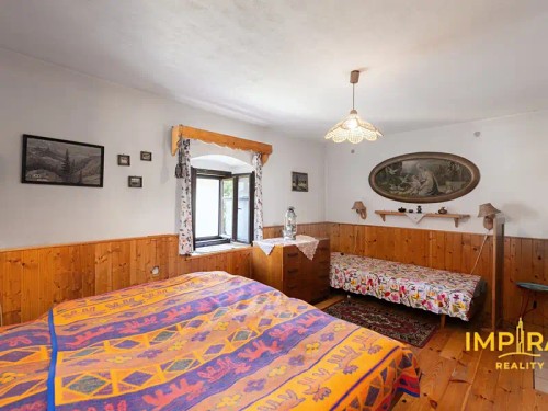 Prodej domu 300 m², pozemek 2937 m²