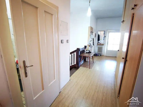 Prodej domu 220 m², pozemek 1909 m²