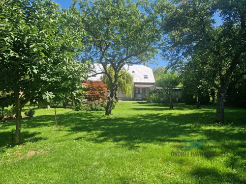 Prodej domu 400 m², pozemek 1968 m²