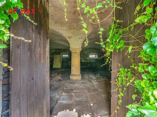 Prodaná  zemědělská usedlost 954 m², pozemek 3078 m²