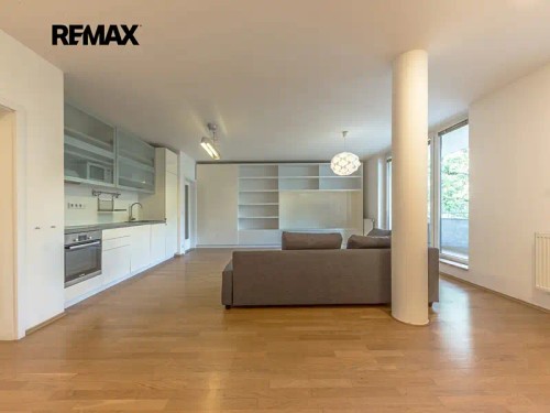 Prodej bytu 2+kk 70 m²