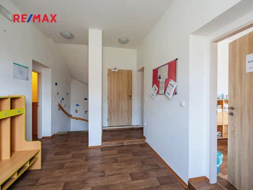 Prodej domu 688 m², pozemek 287 m²
