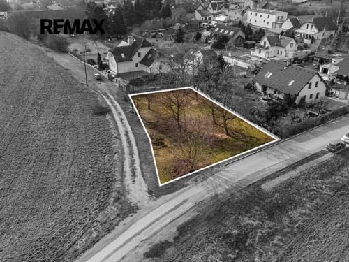 Prodej stavebního pozemku 1045 m²