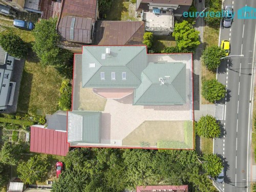 Prodej domu 420 m², pozemek 633 m²