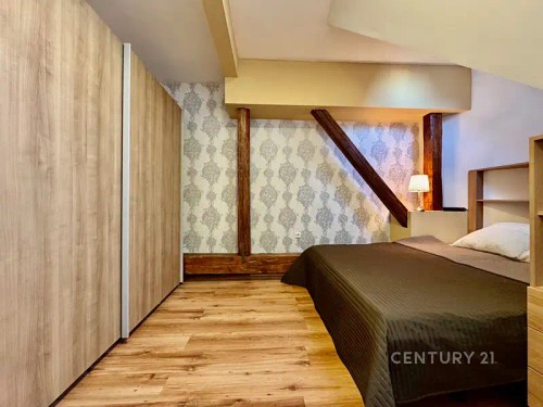 Prodaný atypický byt 86 m²