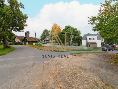 Prodej stavebního pozemku 906 m²