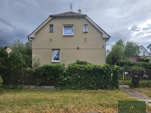Prodaný dům 145 m², pozemek 790 m²