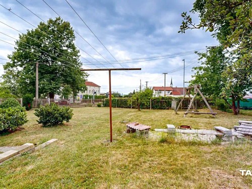 Prodej domu 211 m², pozemek 1309 m²