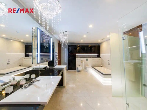 Prodej domu 365 m², pozemek 623 m²