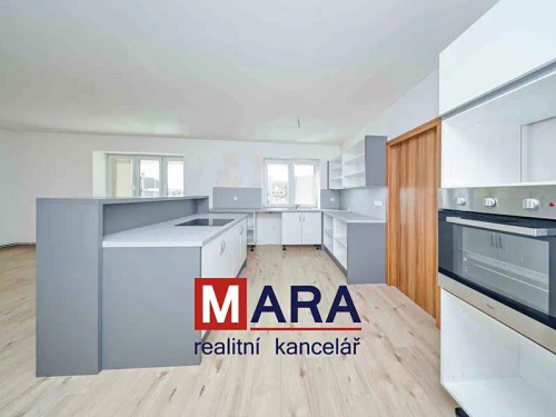 Prodej domu 380 m², pozemek 1417 m²