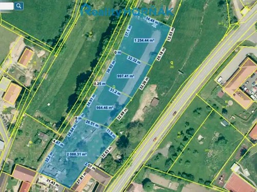 Prodej stavebního pozemku 5833 m²