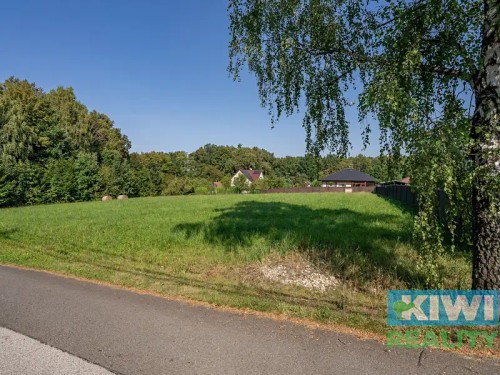 Prodej stavebního pozemku 1000 m²