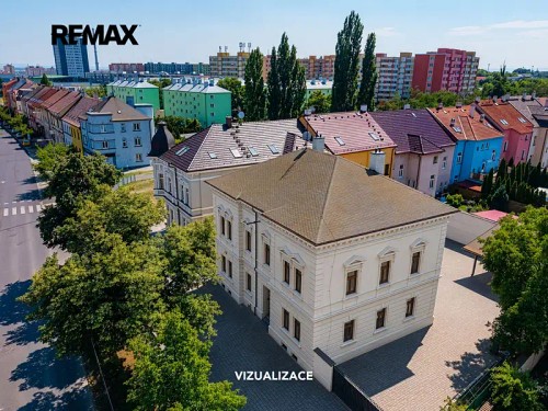 Prodej domu 400 m², pozemek 821 m²