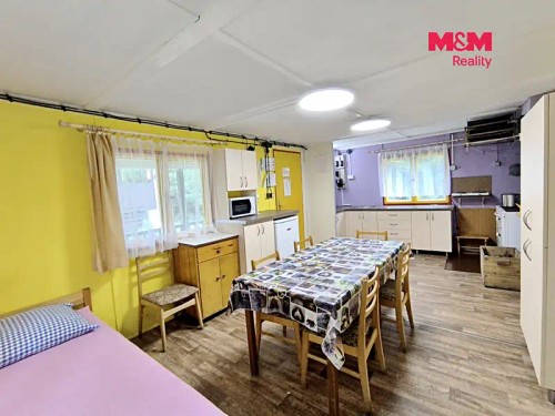 Prodej chaty 777 m², pozemek 26284 m²