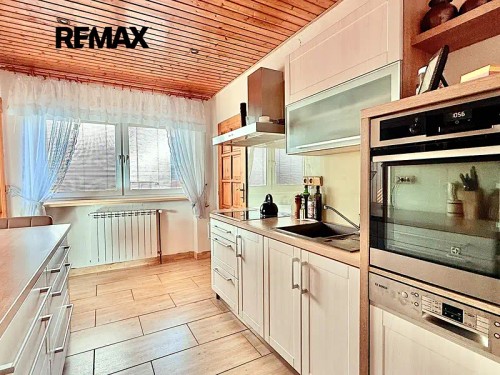 Prodej domu 165 m², pozemek 1060 m²