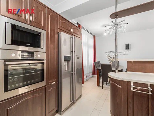 Prodej domu 245 m², pozemek 617 m²