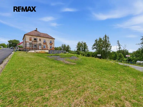 Prodej domu 735 m², pozemek 3134 m²