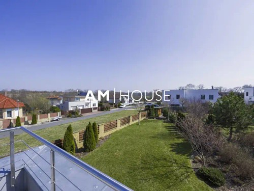 Prodej domu 330 m², pozemek 1277 m²