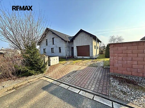 Prodej domu 231 m², pozemek 1010 m²