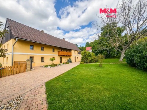 Prodej domu 200 m², pozemek 2000 m²