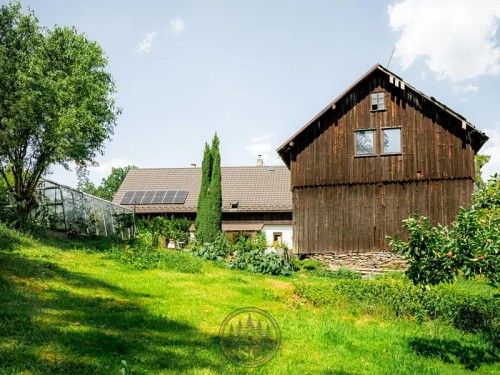 Prodej zemědělské usedlosti 300 m², pozemek 3679 m²