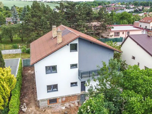 Prodej domu 370 m², pozemek 710 m²