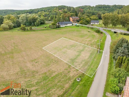 Prodej stavebního pozemku 1015 m²