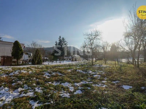 Prodej stavebního pozemku 953 m²