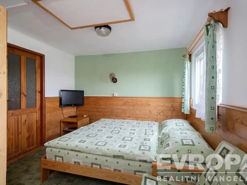 Prodej chaty 100 m², pozemek 907 m²