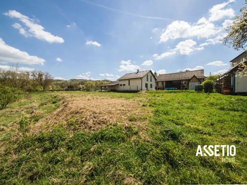 Prodej stavebního pozemku 800 m²