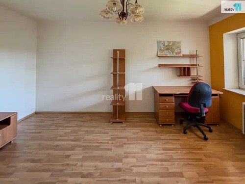 Prodej domu 200 m², pozemek 6424 m²