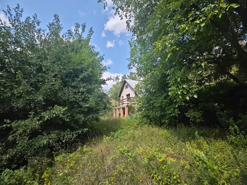 Prodej stavebního pozemku 1275 m²