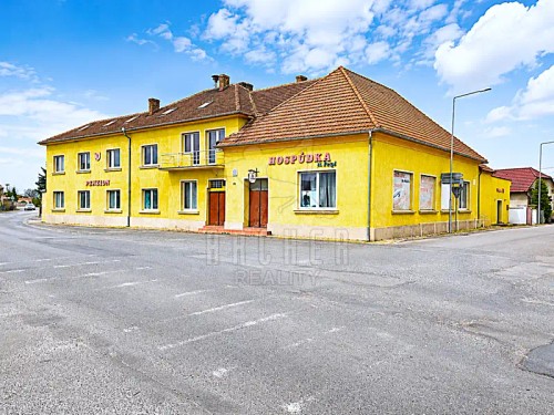 Prodej domu 770 m², pozemek 1076 m²
