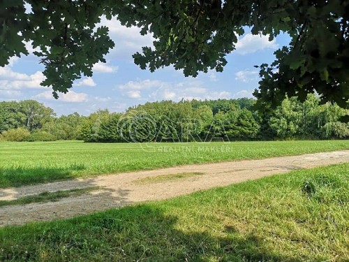 Prodej stavebního pozemku 5569 m²