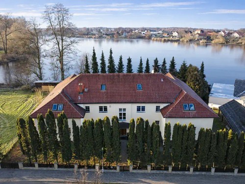 Prodej domu 878 m², pozemek 1752 m²