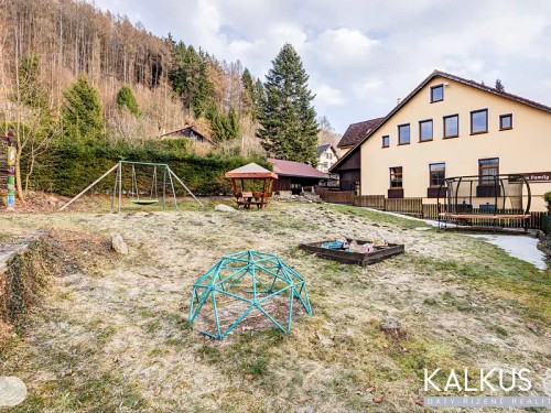 Prodej vily 490 m², pozemek 2450 m²