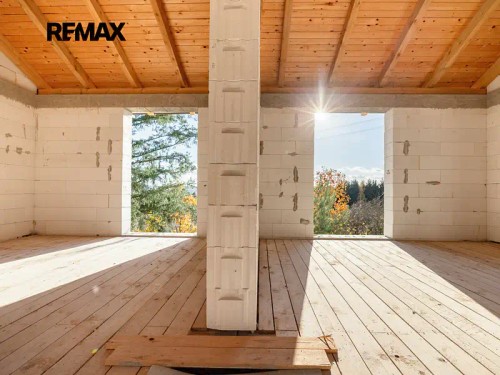 Prodej domu 210 m², pozemek 2055 m²