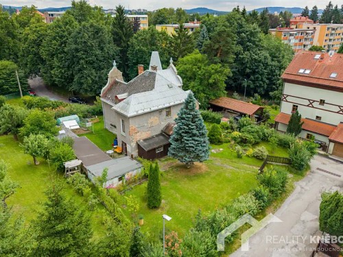 Prodej vily 259 m², pozemek 853 m²