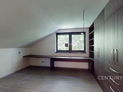 Prodej domu 319 m², pozemek 1499 m²