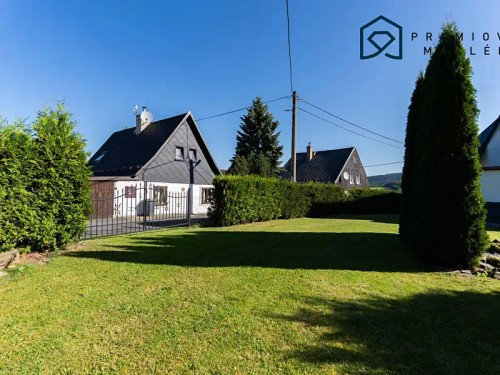 Prodej domu 300 m², pozemek 1322 m²