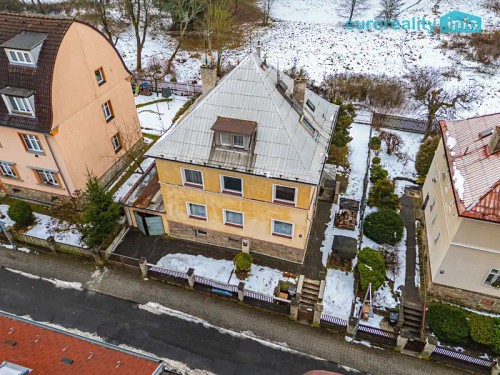Prodaný dům 329 m², pozemek 469 m²