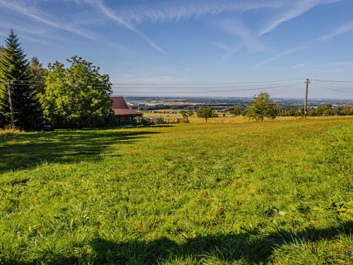 Prodej stavebního pozemku 2695 m²