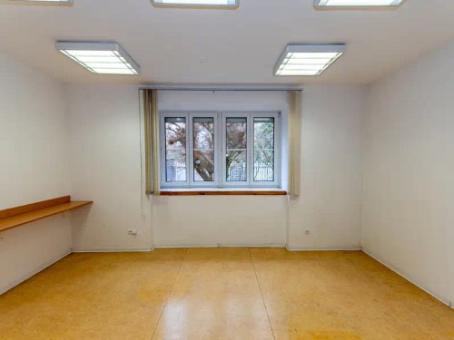 Prodej vily 740 m², pozemek 1350 m²