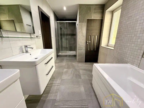 Prodej domu 180 m², pozemek 147 m²