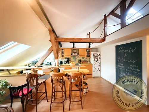 Prodej atypického bytu 178 m²