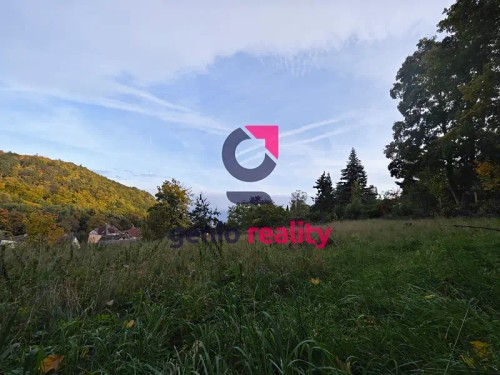 Prodej stavebního pozemku 1207 m²