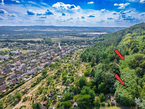 Prodej stavebního pozemku 2338 m²
