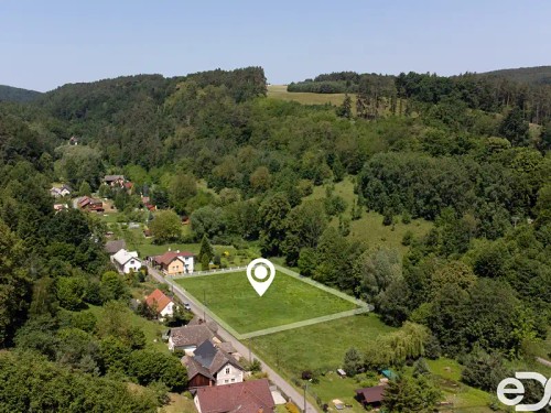 Prodej stavebního pozemku 897 m²